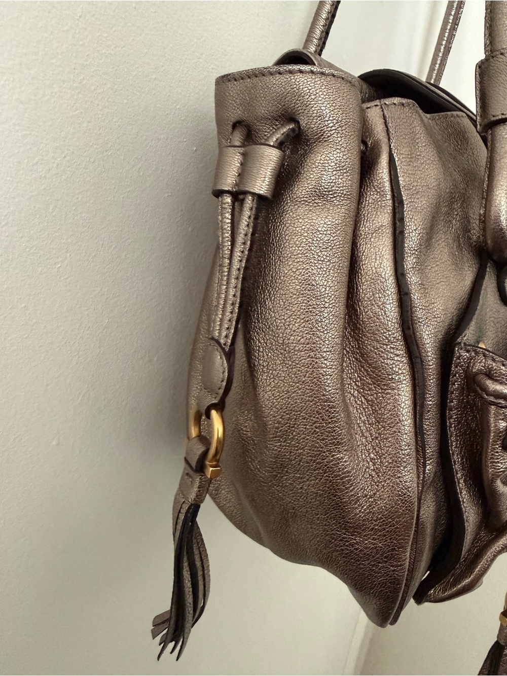 Salvatore Ferragamo Metallic browny pewter leather Multi-Pocket Tassel bag - Picture 7 of 16